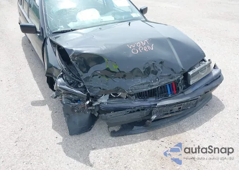 1994 BMW 325 I z USA, uszkodzony, nr VIN WBACB3326RFE17056